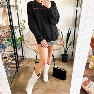 NEW FLAWED AND WORTHY GRAPHIC PULLOVER SWEATER SIZE LARGE